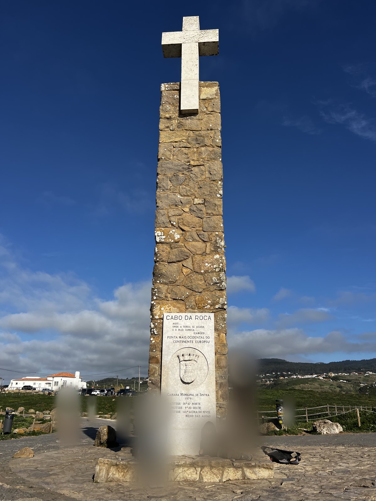 Le monument à la croix du cap da Roca