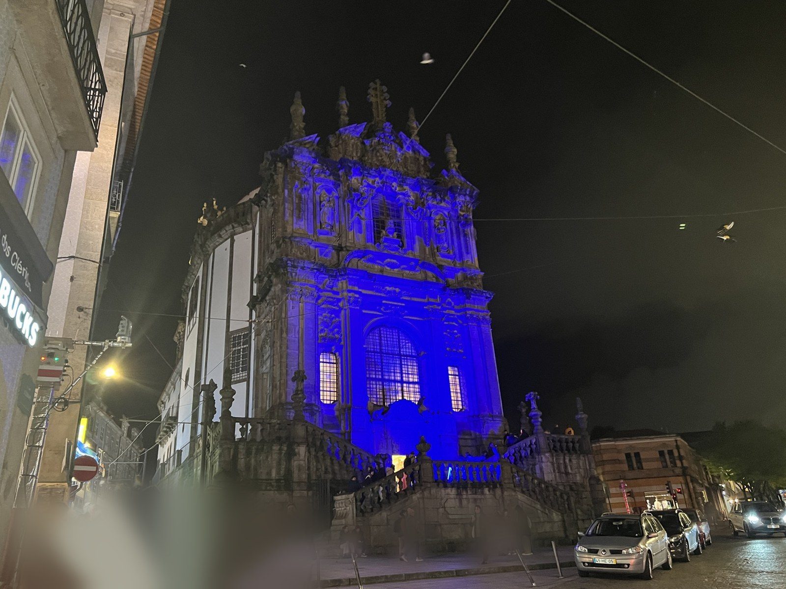 L’église des Clérigos, la nuit